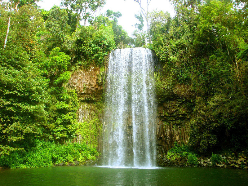 cascade chute d'eau